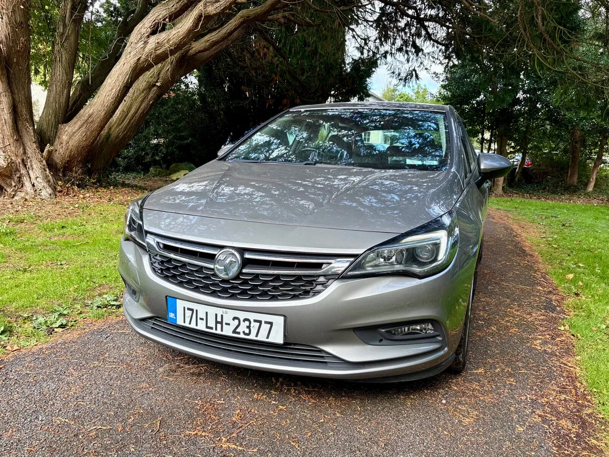 171 Vauxhall Astra Automatic 1.6L, NCT to 2027! - Image 1