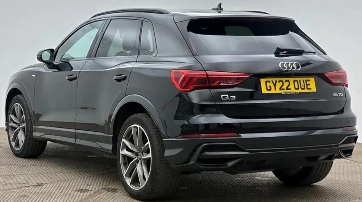2.0 TDI 35 Black Edition SUV 5dr Diesel S Tronic E - Image 3