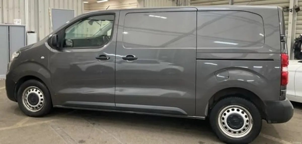 1.5 BlueHDi 1000 Enterprise Edition M Panel Van 6d - Image 6