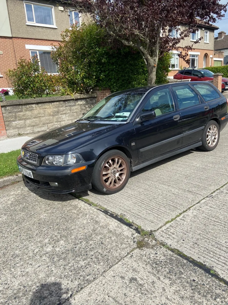 Volvo V40 2004 - Image 5