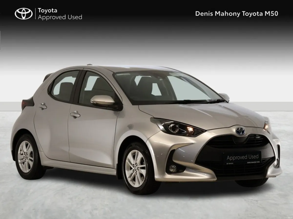 Toyota Yaris Hybrid Luna - Image 1