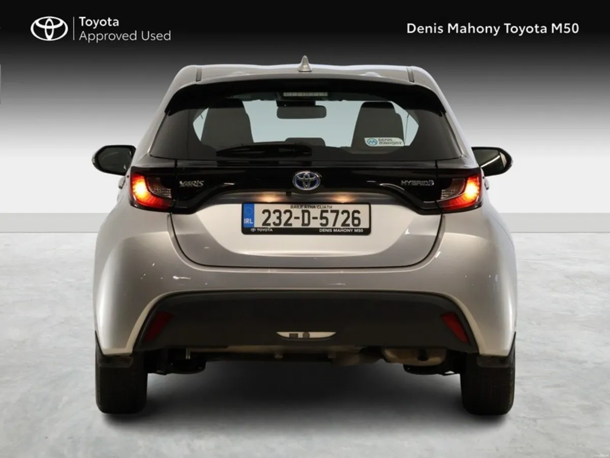 Toyota Yaris Hybrid Luna - Image 4