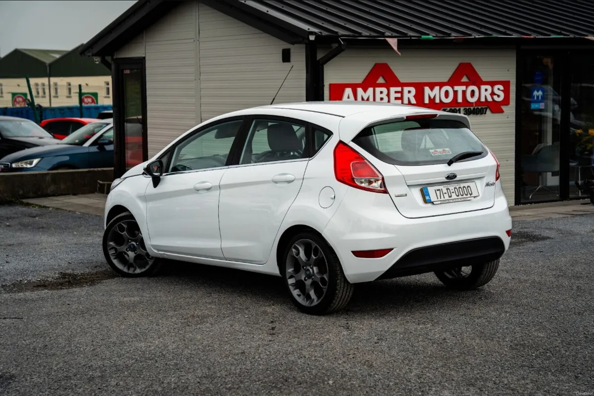 Ford Fiesta 2017 - Image 2