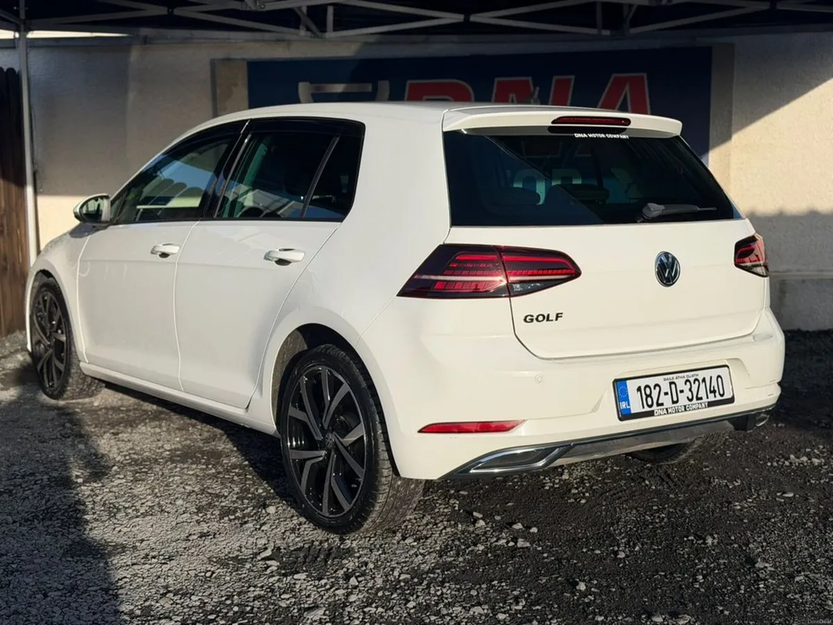Volkswagen Golf HIGHLINE - AUTO - UPGRADED ALLOYS - Image 5