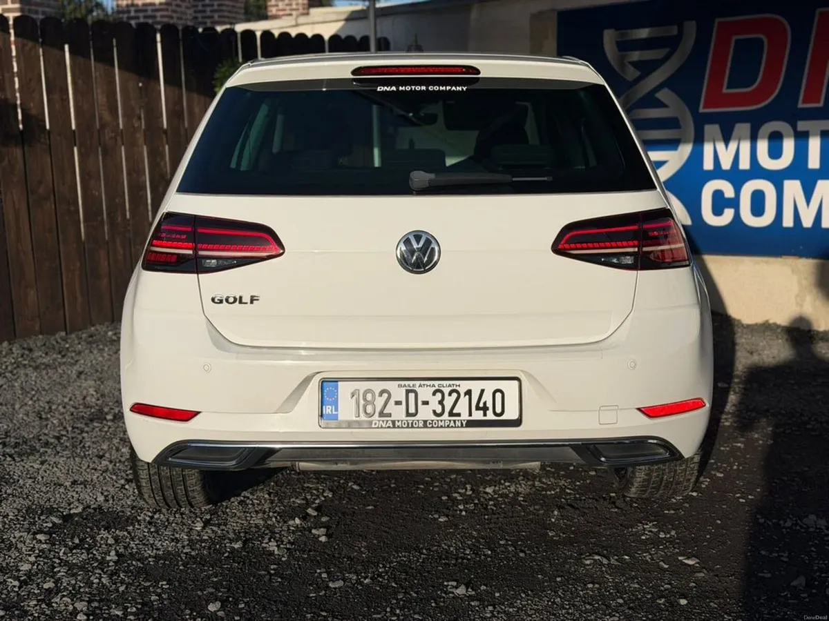 Volkswagen Golf HIGHLINE - AUTO - UPGRADED ALLOYS - Image 6