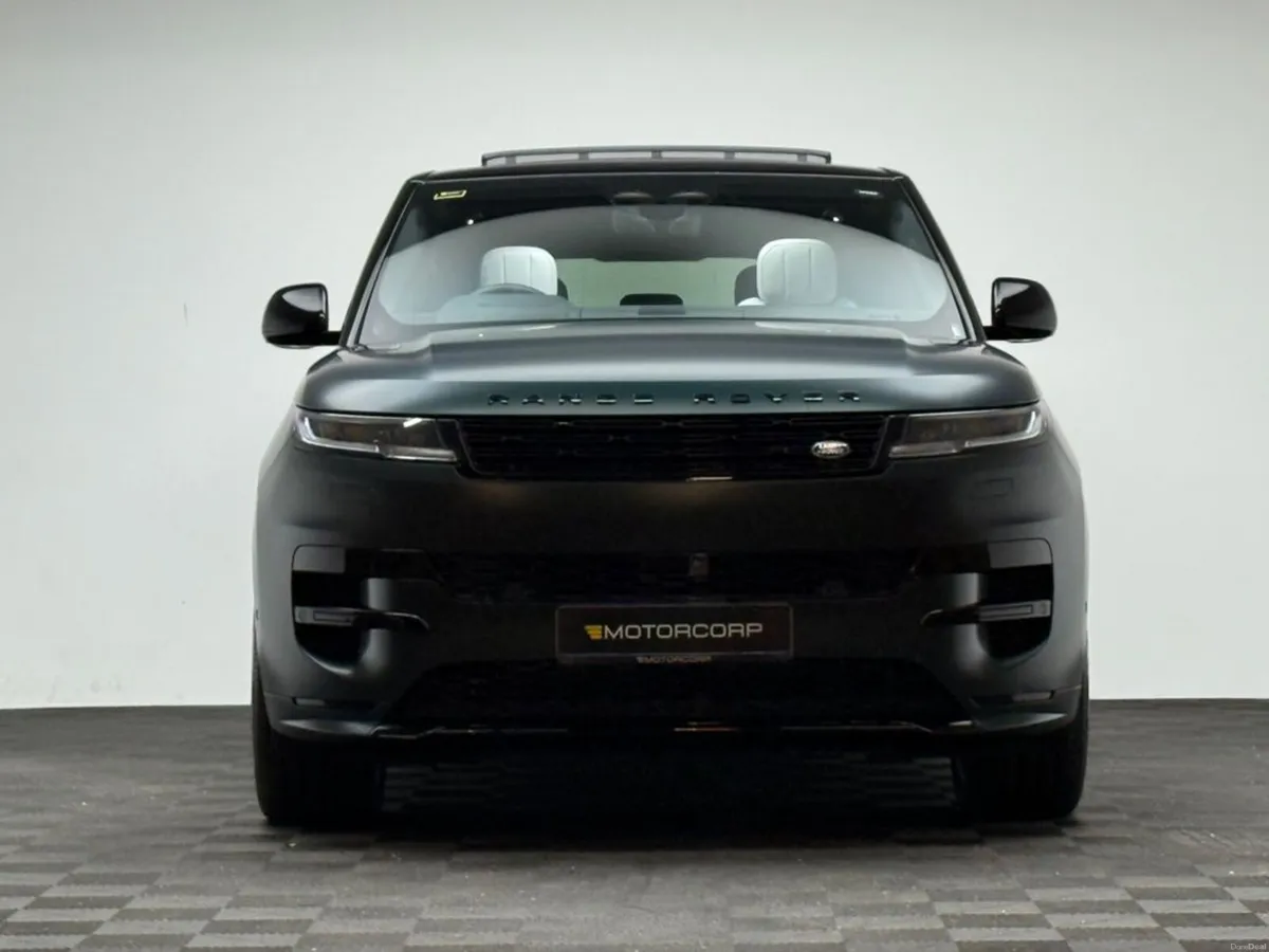 Land Rover Range Rover Sport AUTOBIOGRAPHY - Image 2