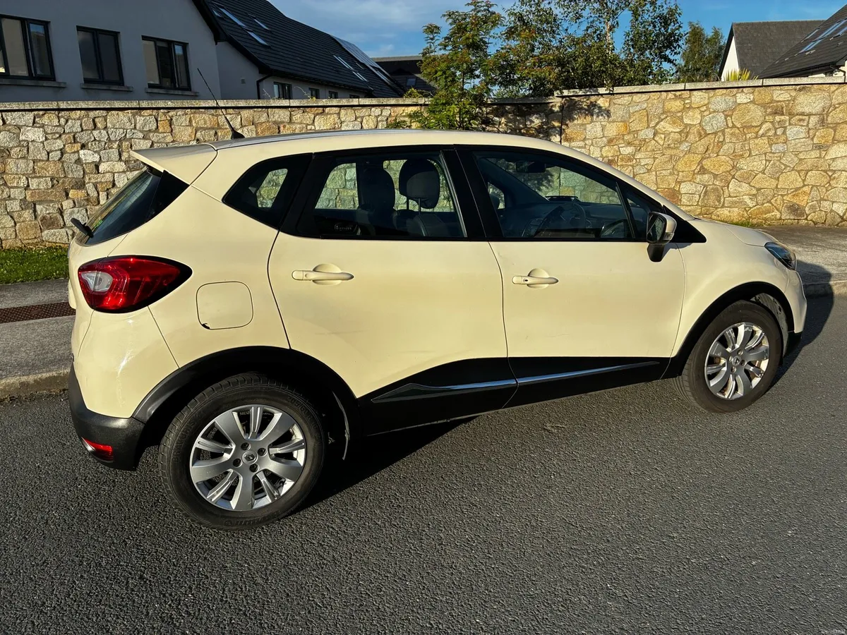 Renault Captur - Image 6