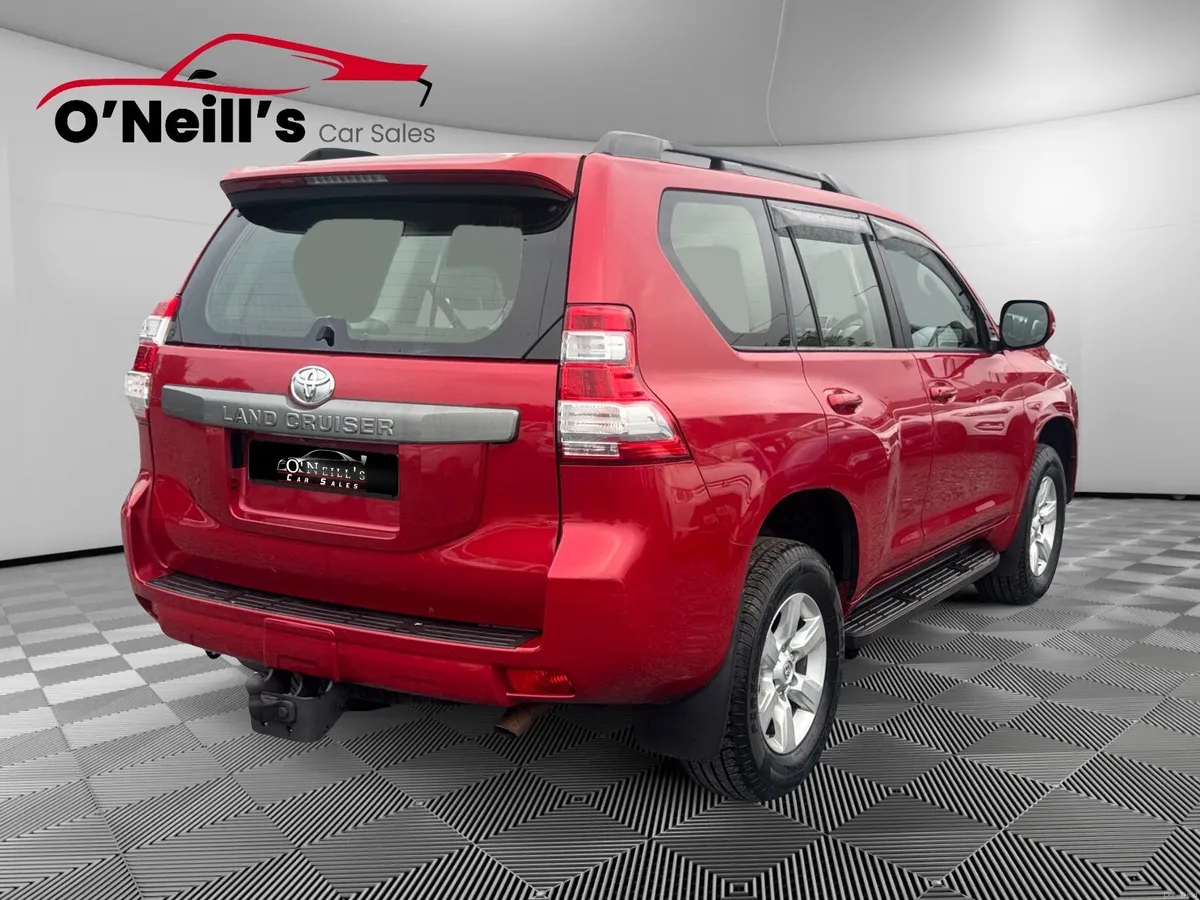 Toyota Land Cruiser 2016 LWB BUSINESS AUTO  #466 - Image 6