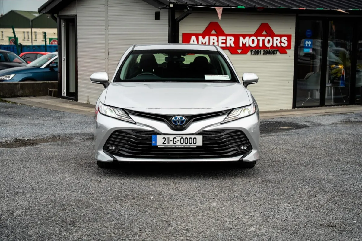 2021 Toyota Camry 2.5 Petrol Hybrid Auto - Image 2