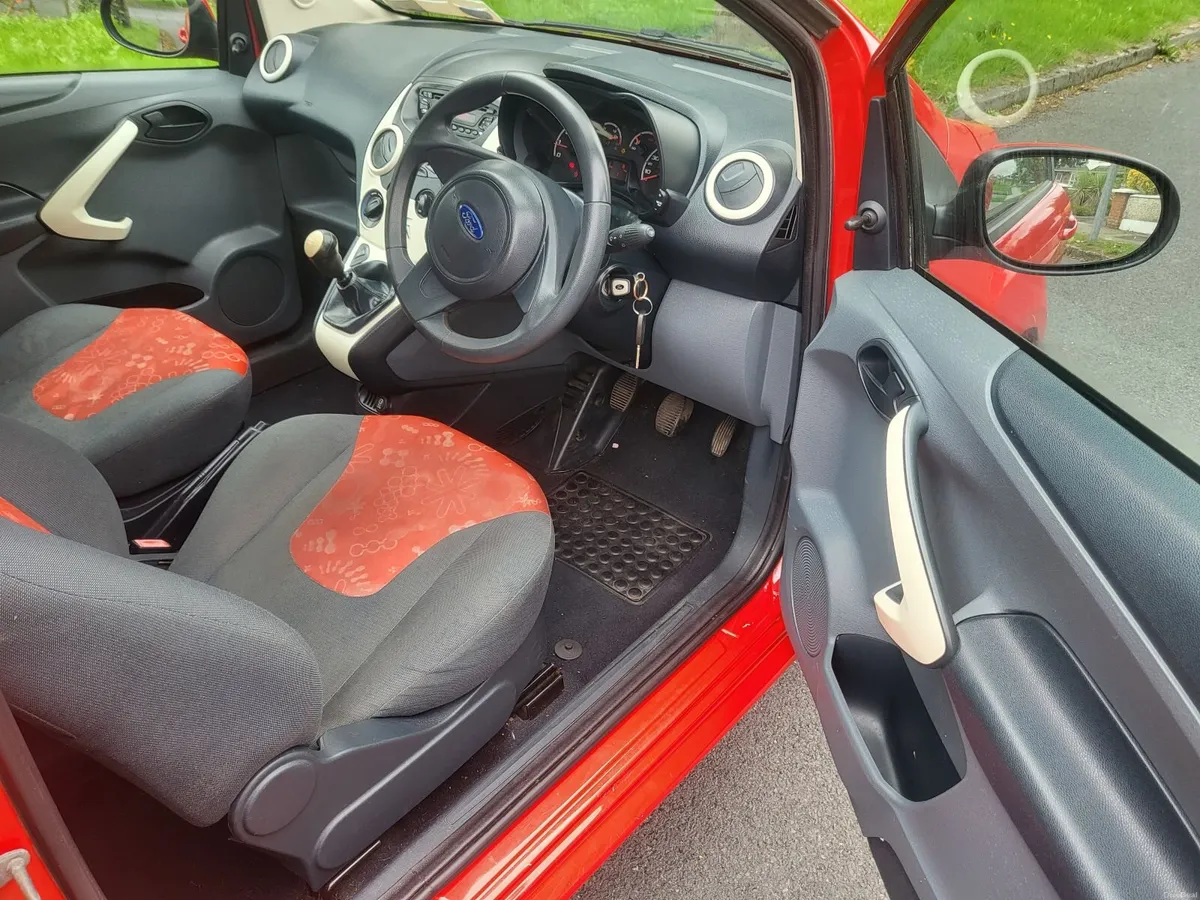Ford KA 2014 - Image 2