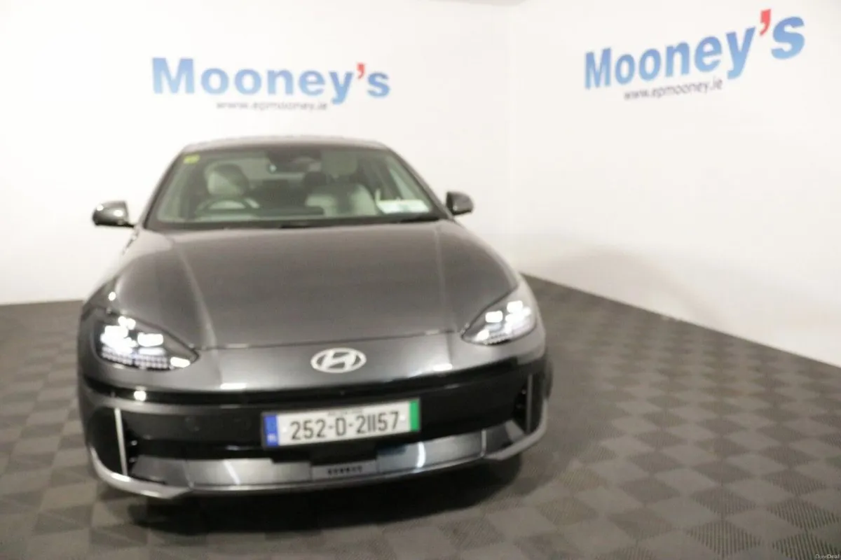 Hyundai IONIQ 6 Elegance 77kWH Saloon EV - Image 2