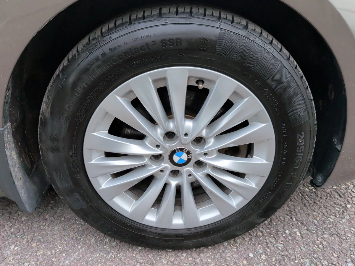 BMW 218D - Image 5