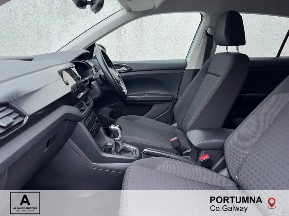 Volkswagen T-Cross AUTOMATIC LIFE 1.0 TSI 110BHP - Image 3