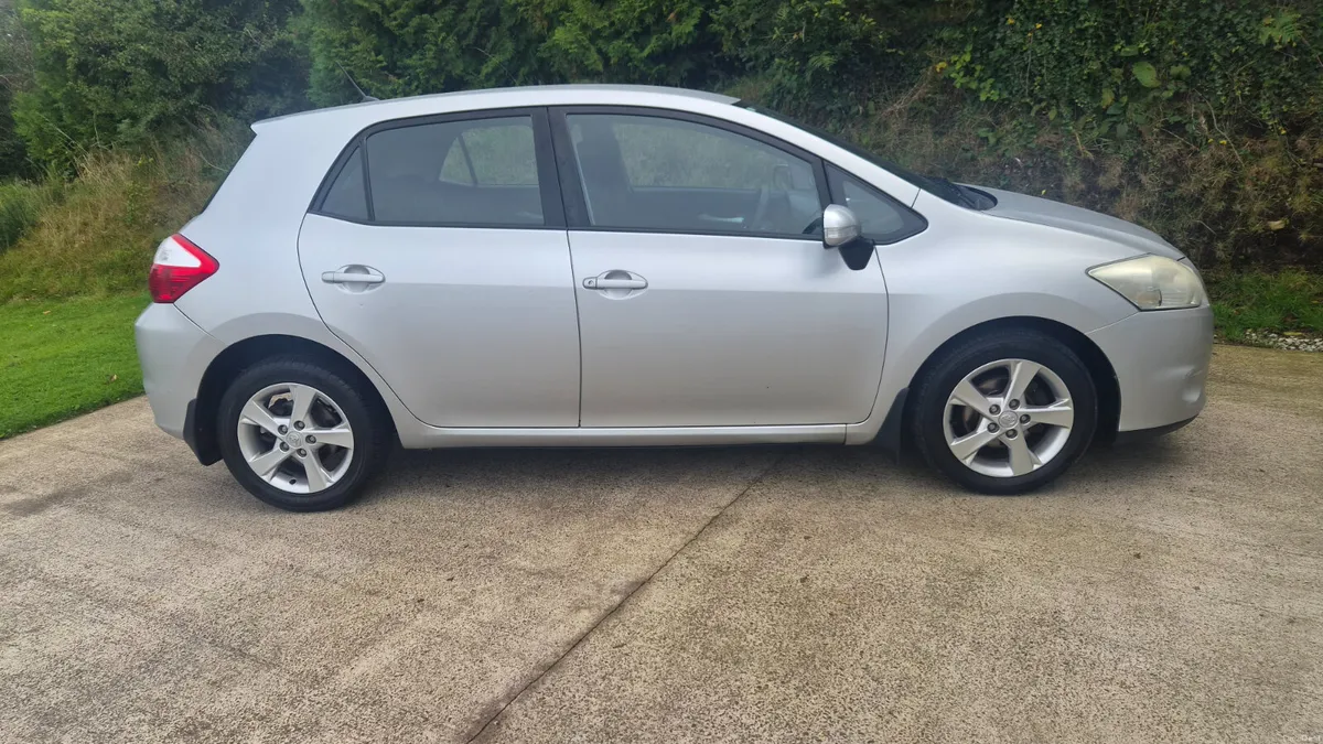 10 AURIS - FULLY SERVICED & REFURBISHED NCT 09-27 - Image 5