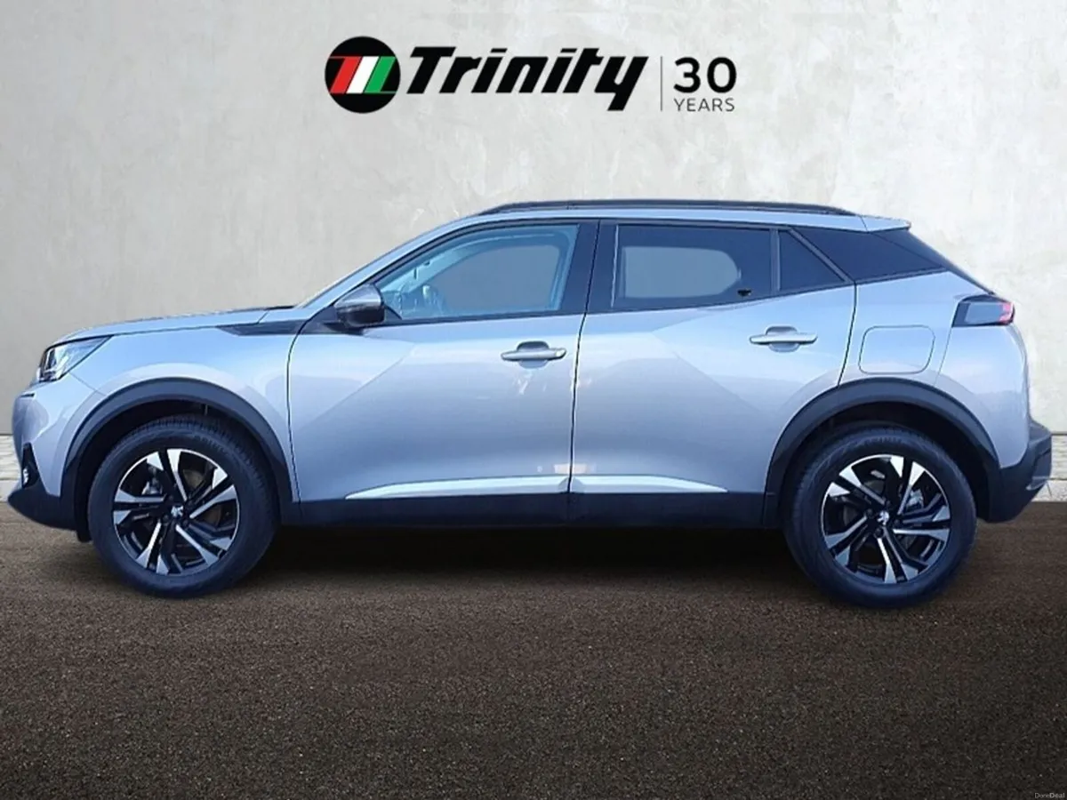 Peugeot 2008 ** ALLURE ** 1.2 PURETECH 100BHP ** T - Image 5