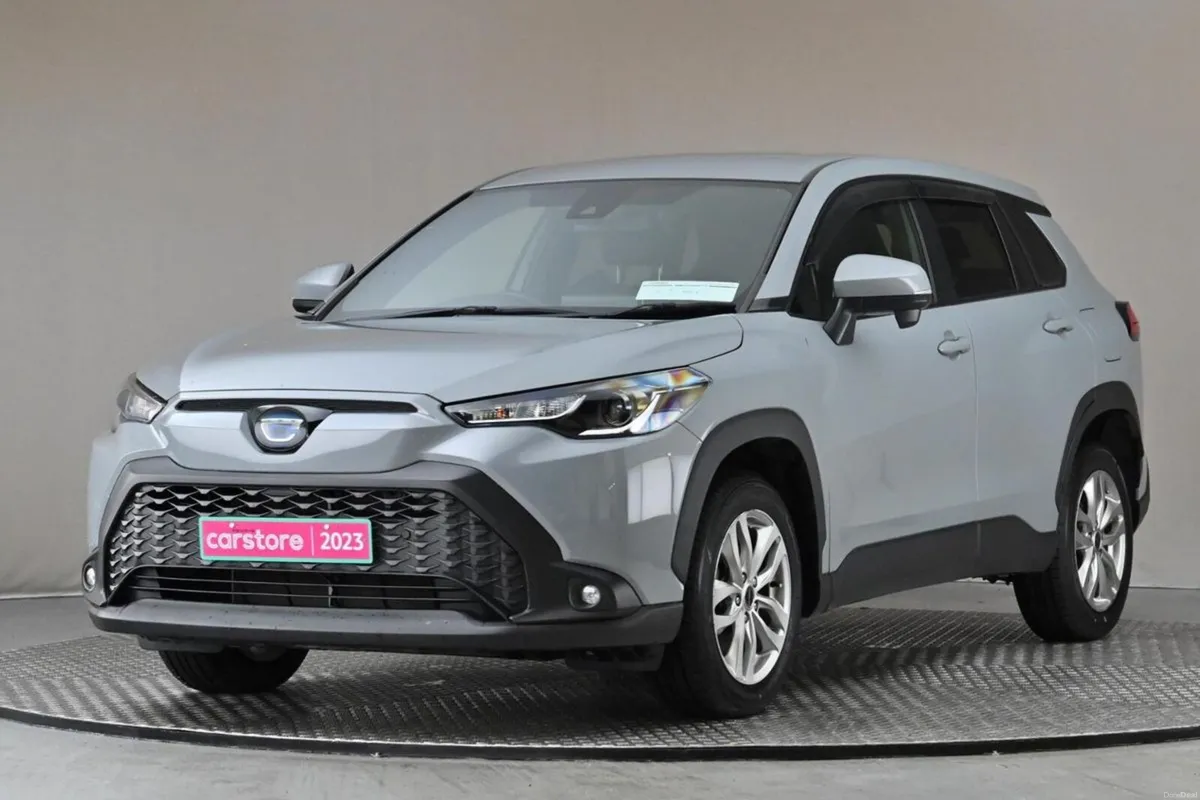 Toyota Corolla Cross 1.8 PETROL HYBRID - Image 3