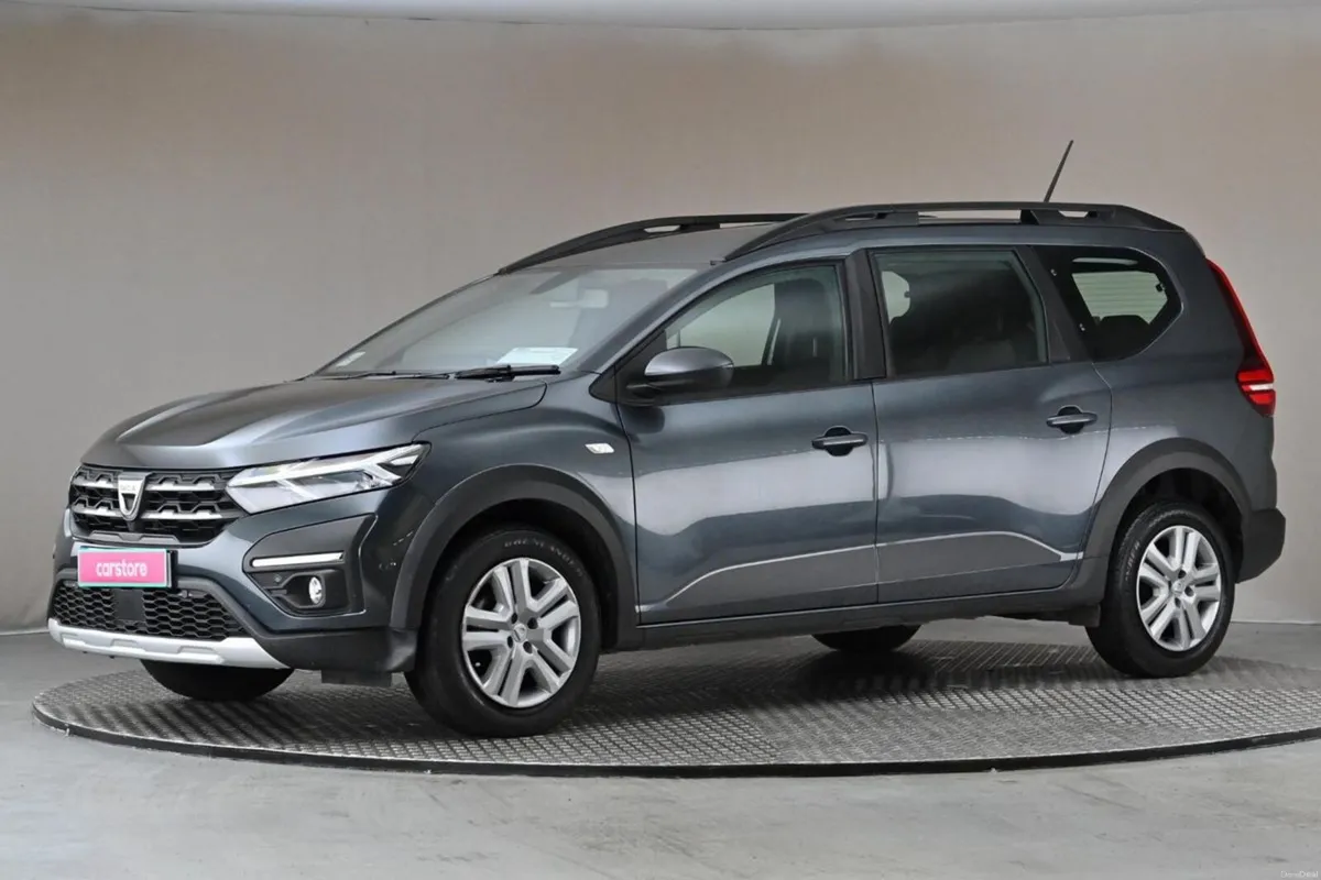 Dacia Jogger 1.0 TCE 6SPD COMFORT **PARK SENSORS** - Image 4