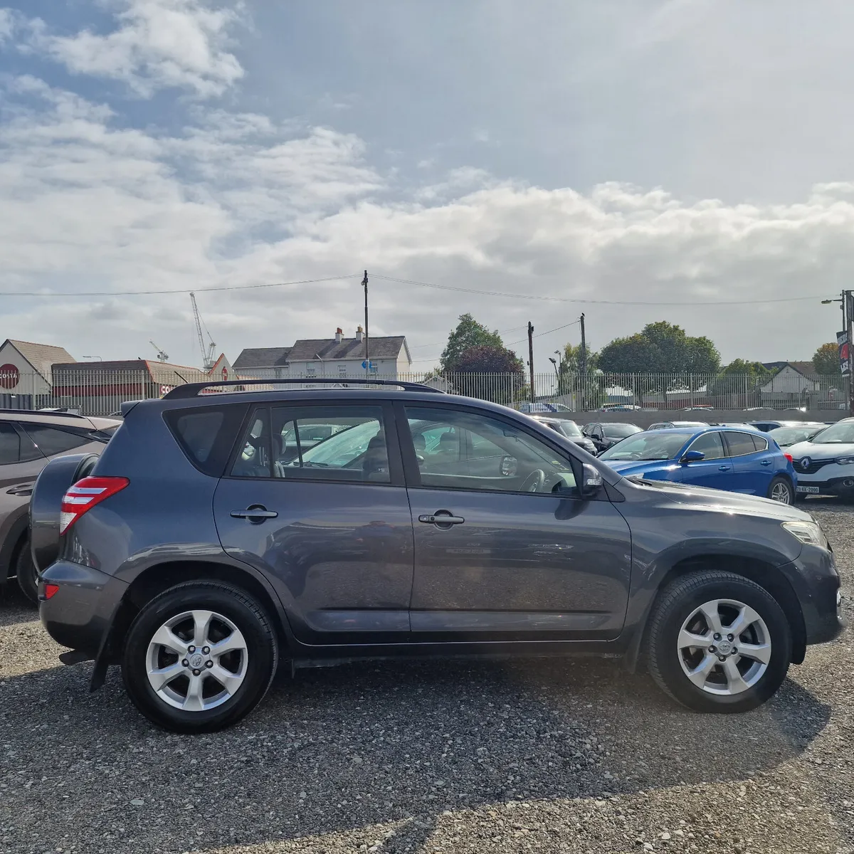 Toyota RAV4 New Nct 05/27 4X4 - Image 3