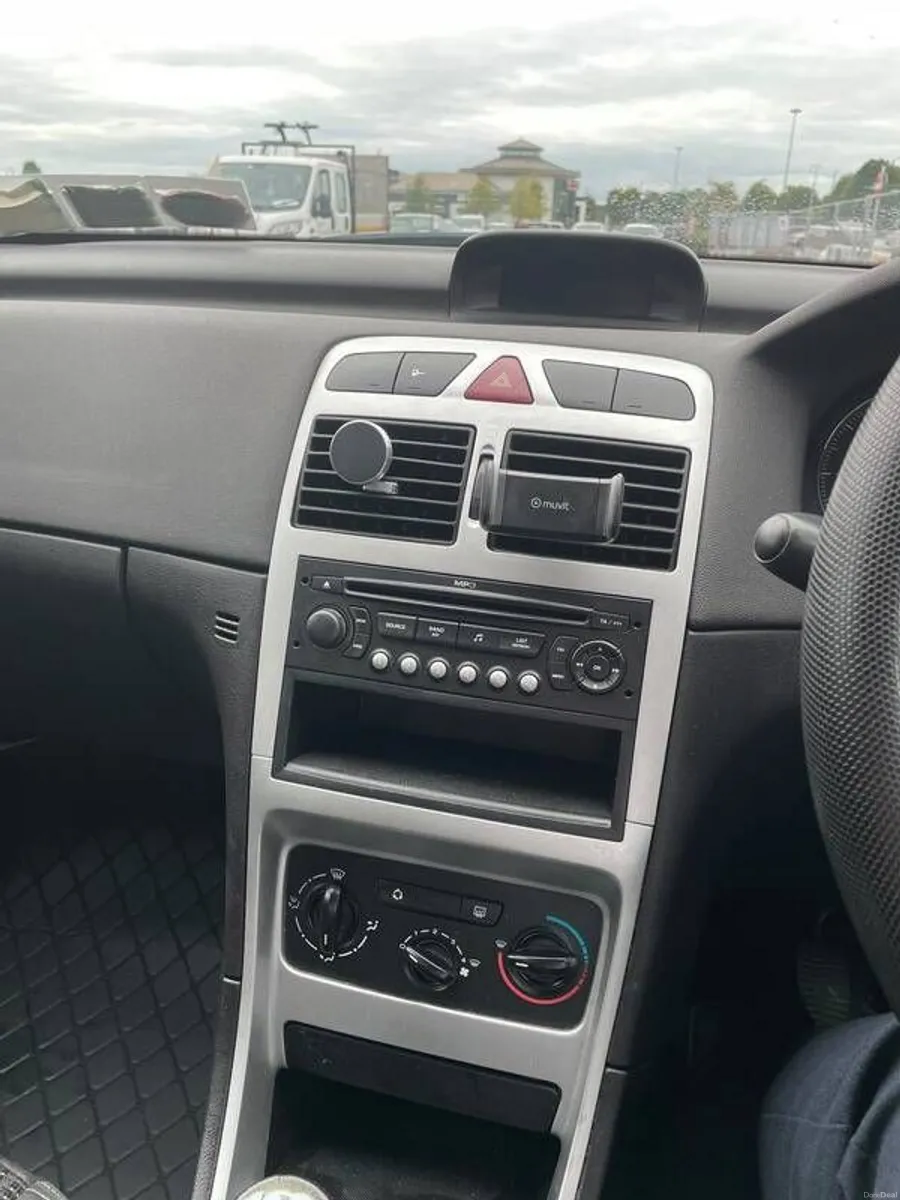 2008 Peugeot 307 - Image 5