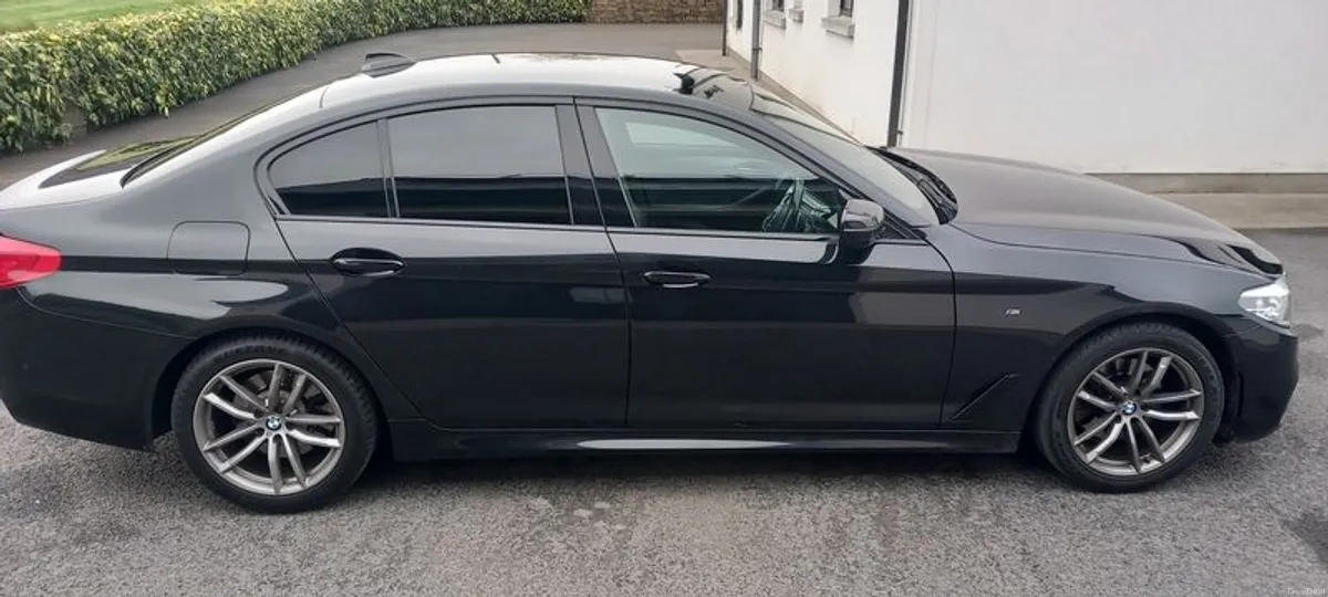 2019 Bmw 5-series - Image 6