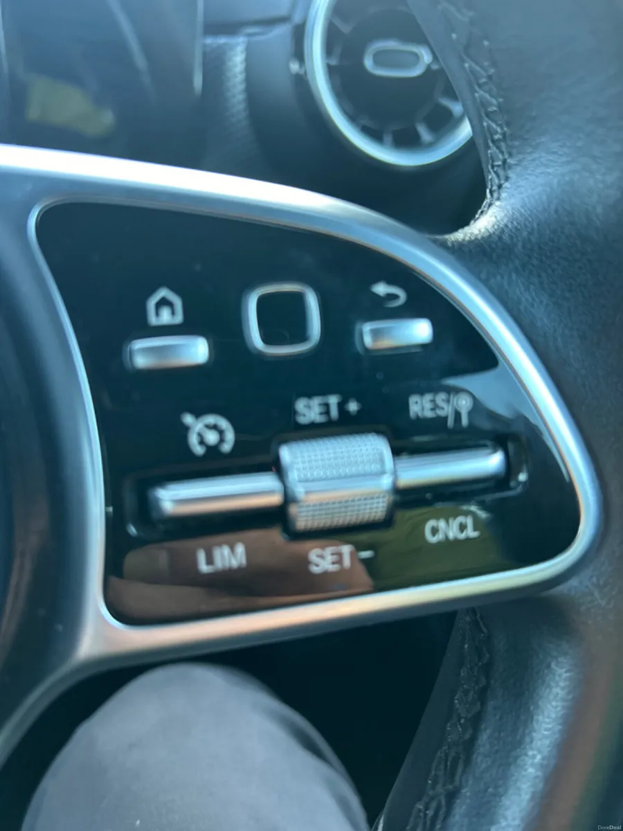 201 Mercedes-Benz CLA STYLE SELENITE GREY - Image 6
