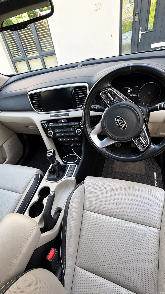 Kia Sportage 2021 K3 - Manual - Image 4