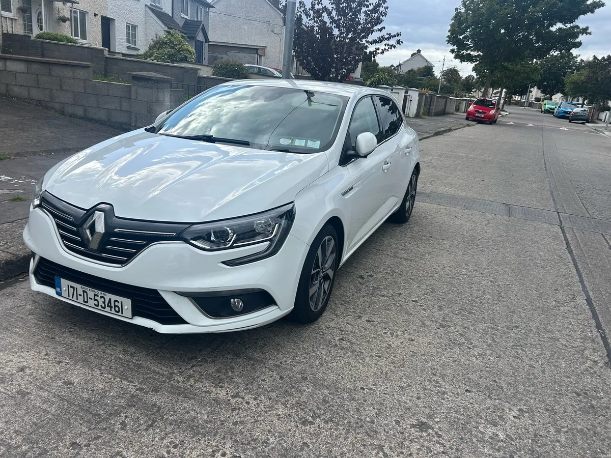 Renault Megane 1.2 Dynamique NAV 130BHP 5DR - Image 3