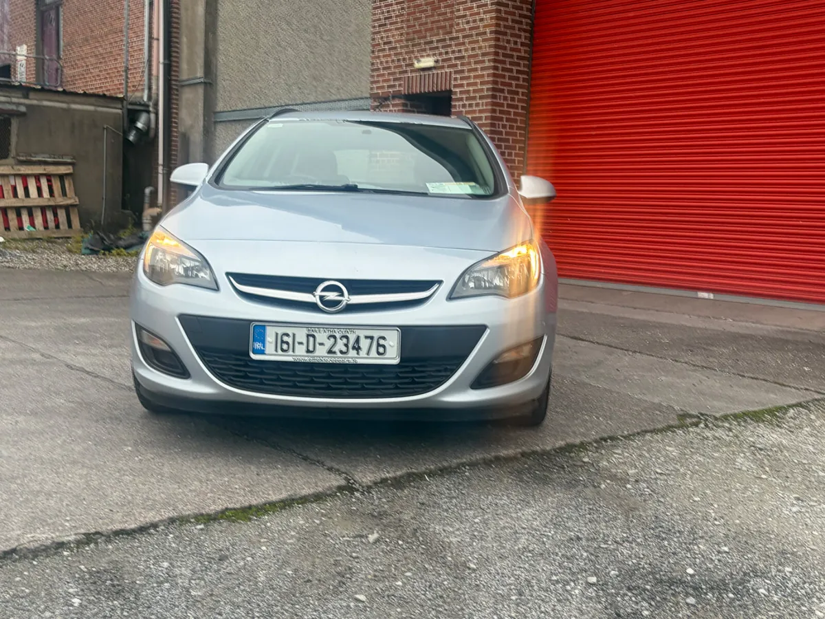 Opel Astra 2016 - Image 2
