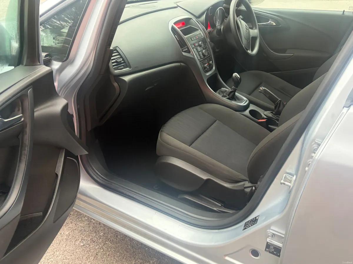 Opel Astra 2016 - Image 6
