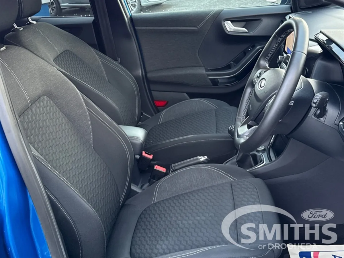 Ford Puma TITANIUM 5DR 1.0T 125 MHEV - Image 4