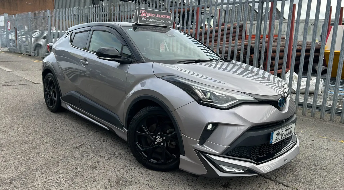 2021 Toyota C-HR  | G Package - Image 1