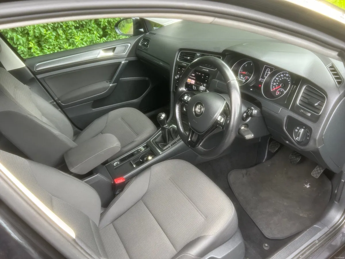 2019 VW golf 1.6 Tdi, MATCH, only 48000 miles, - Image 5