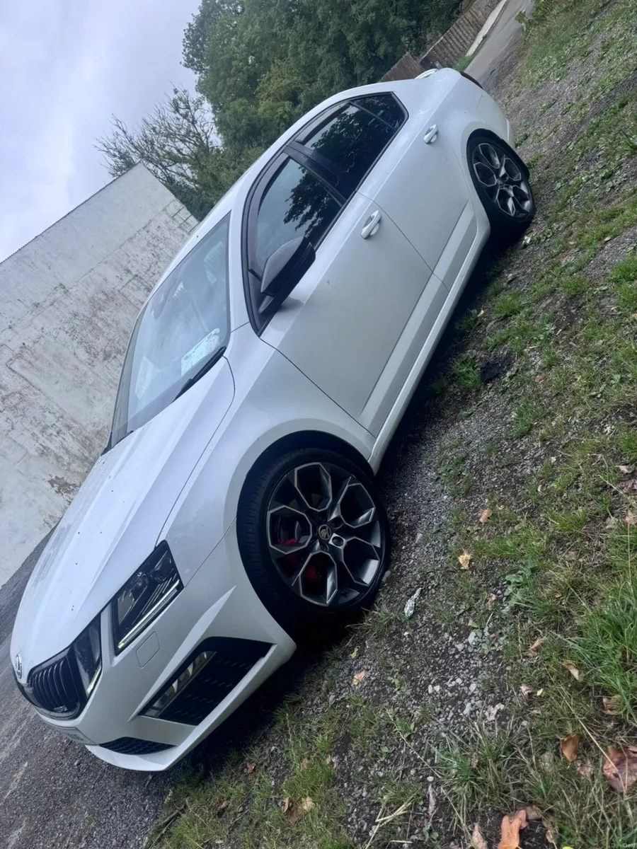 VRs Skoda Octavia - Image 3