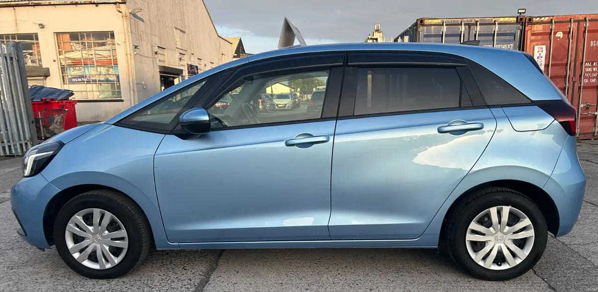 2020 Honda Fit Automatic - Image 5