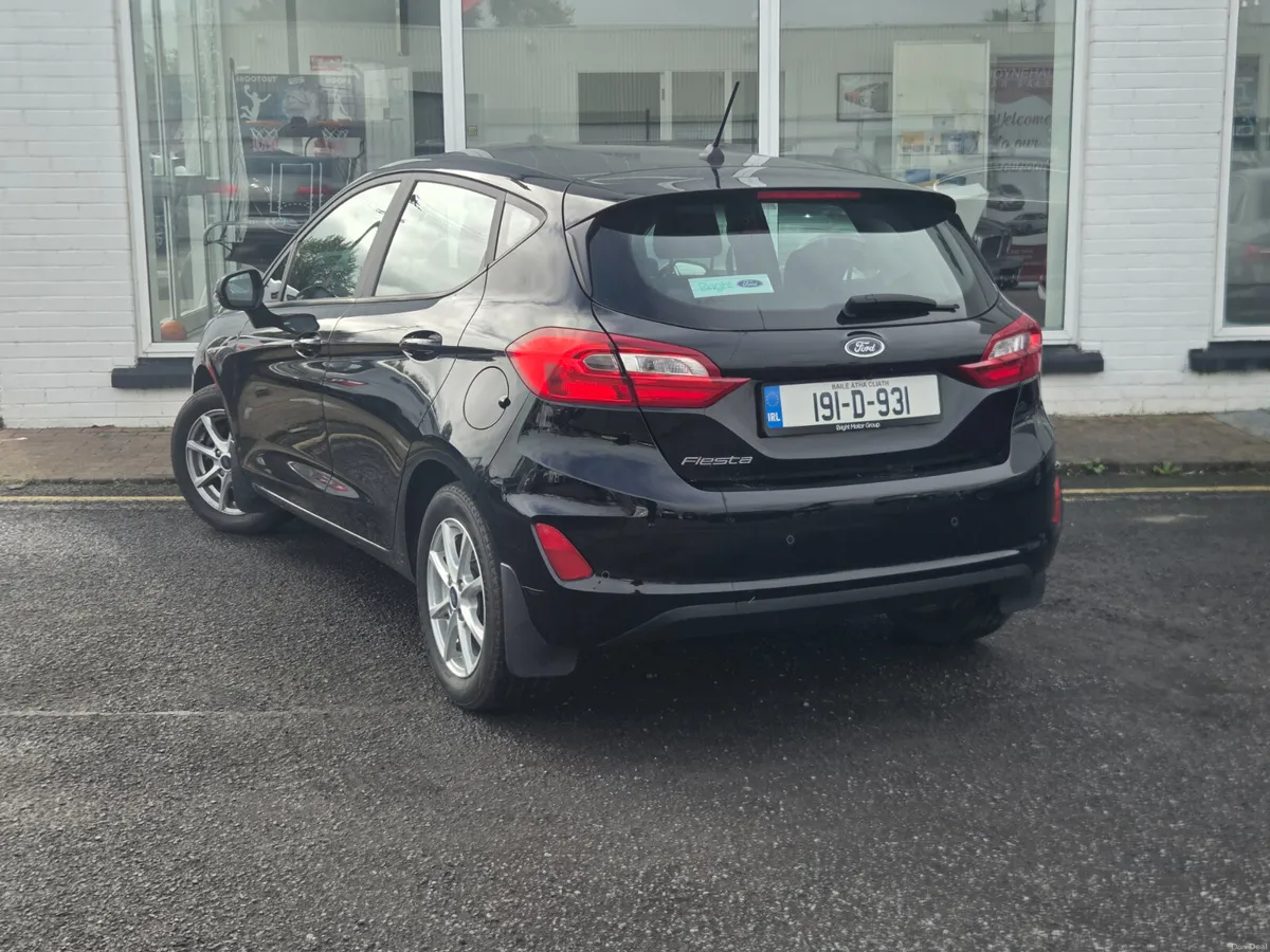 Ford Fiesta 2019 - Image 2