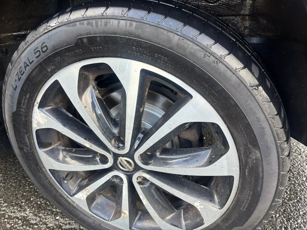 Nissan Qashqai 1.5 Diesel - Image 4