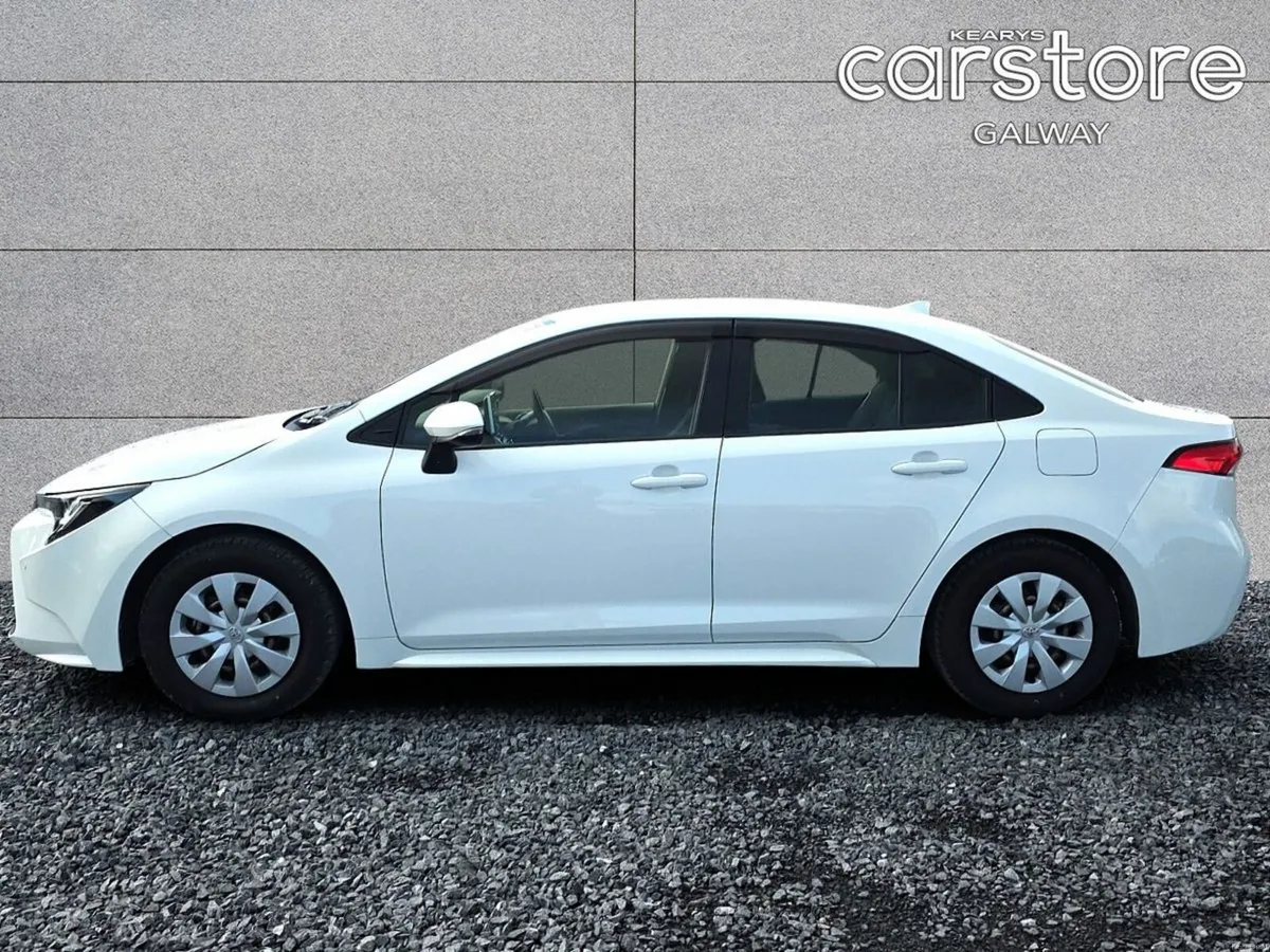 Toyota Corolla HV GX+ - Image 6