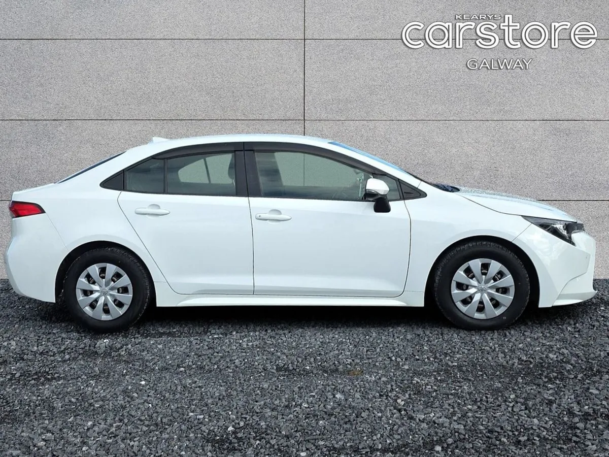 Toyota Corolla HV GX+ - Image 2