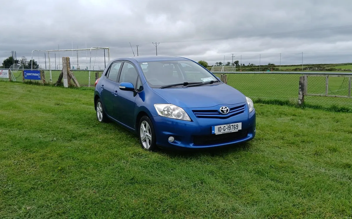 Toyota Auris 2010 Tr - Image 1