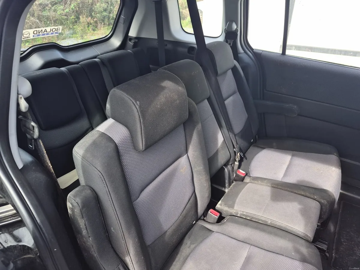 Mazda Mazda5 2007 - Image 2