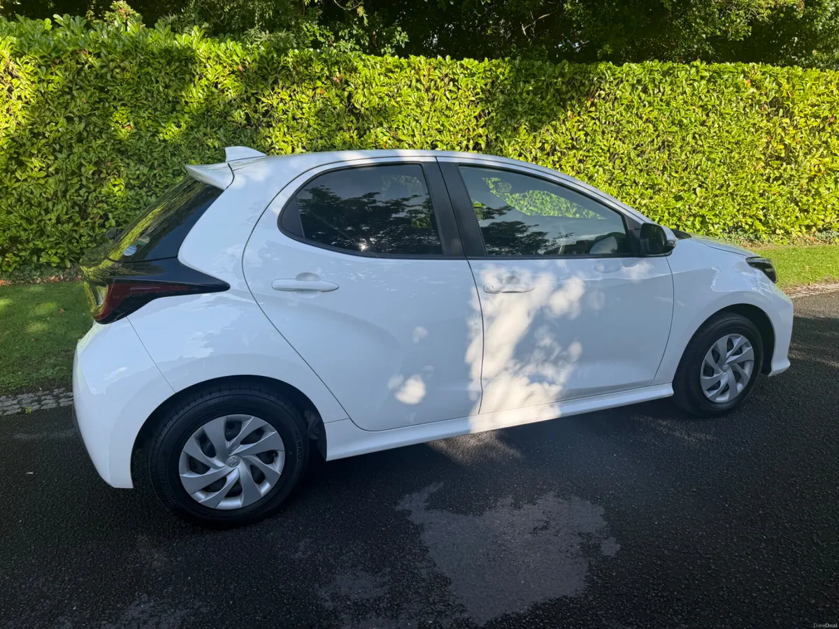 2021 Toyota Yaris Hybrid X - Only 74,000kms €13450 - Image 3