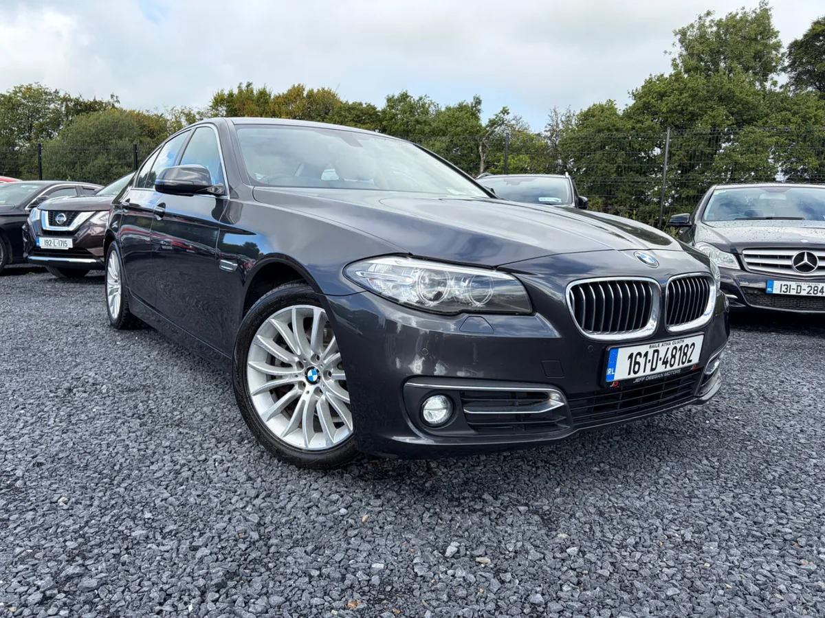 2016 BMW 520 LUXURY AUTO LOW KMS - Image 1