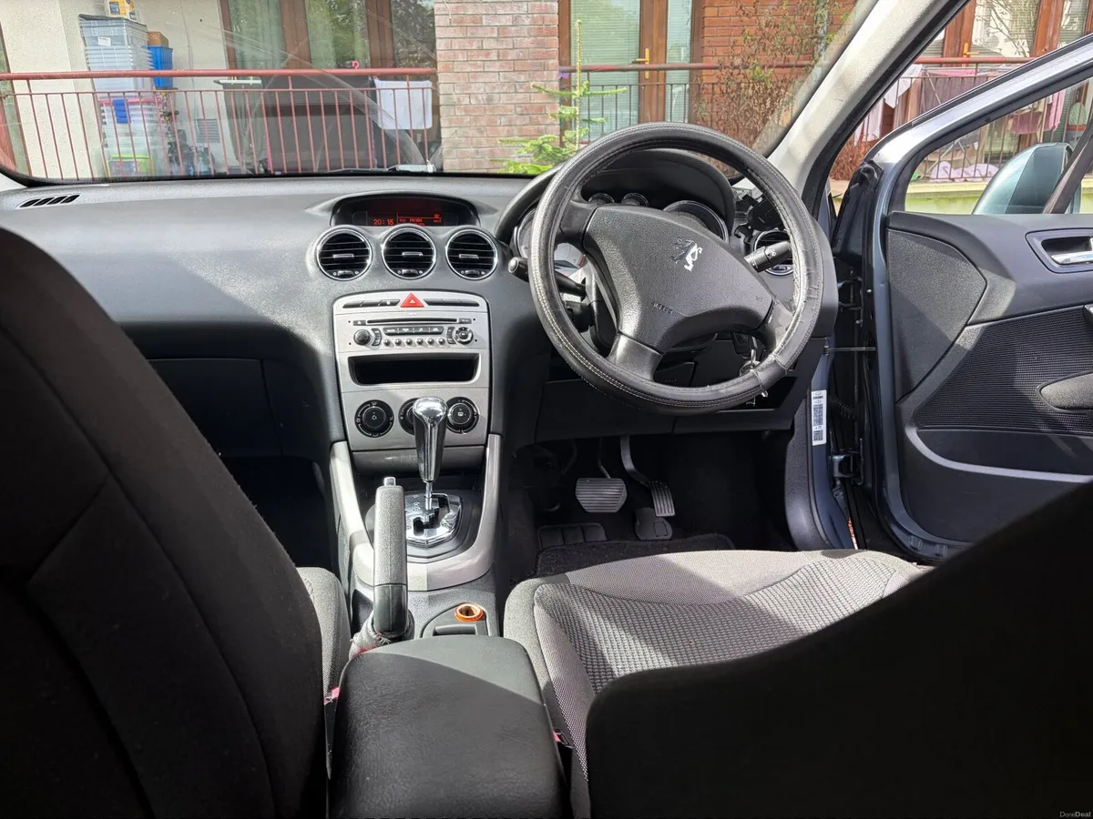 Peugeot 308 2008 - Image 5