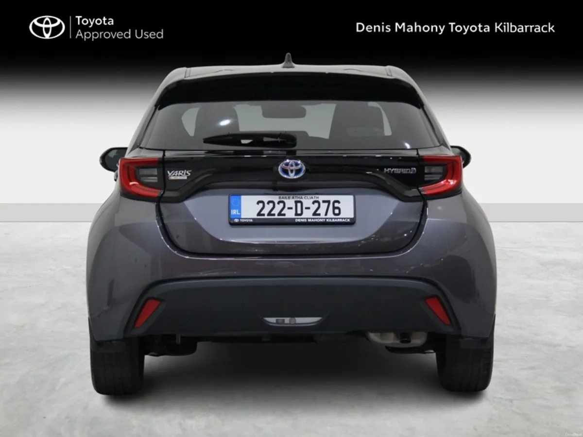 Toyota Yaris LUNA SPORT 4DR A - Image 4
