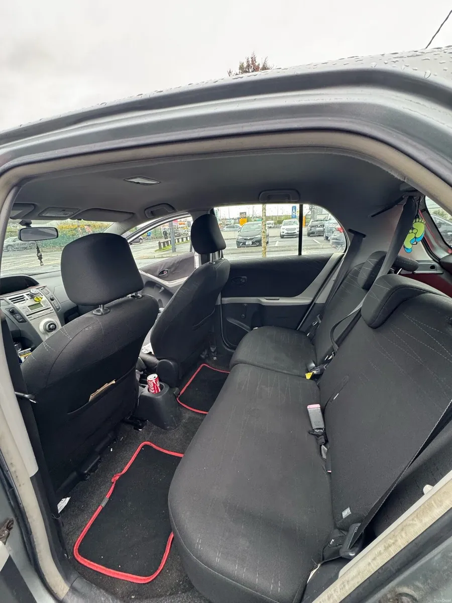 Toyota Yaris - Image 5