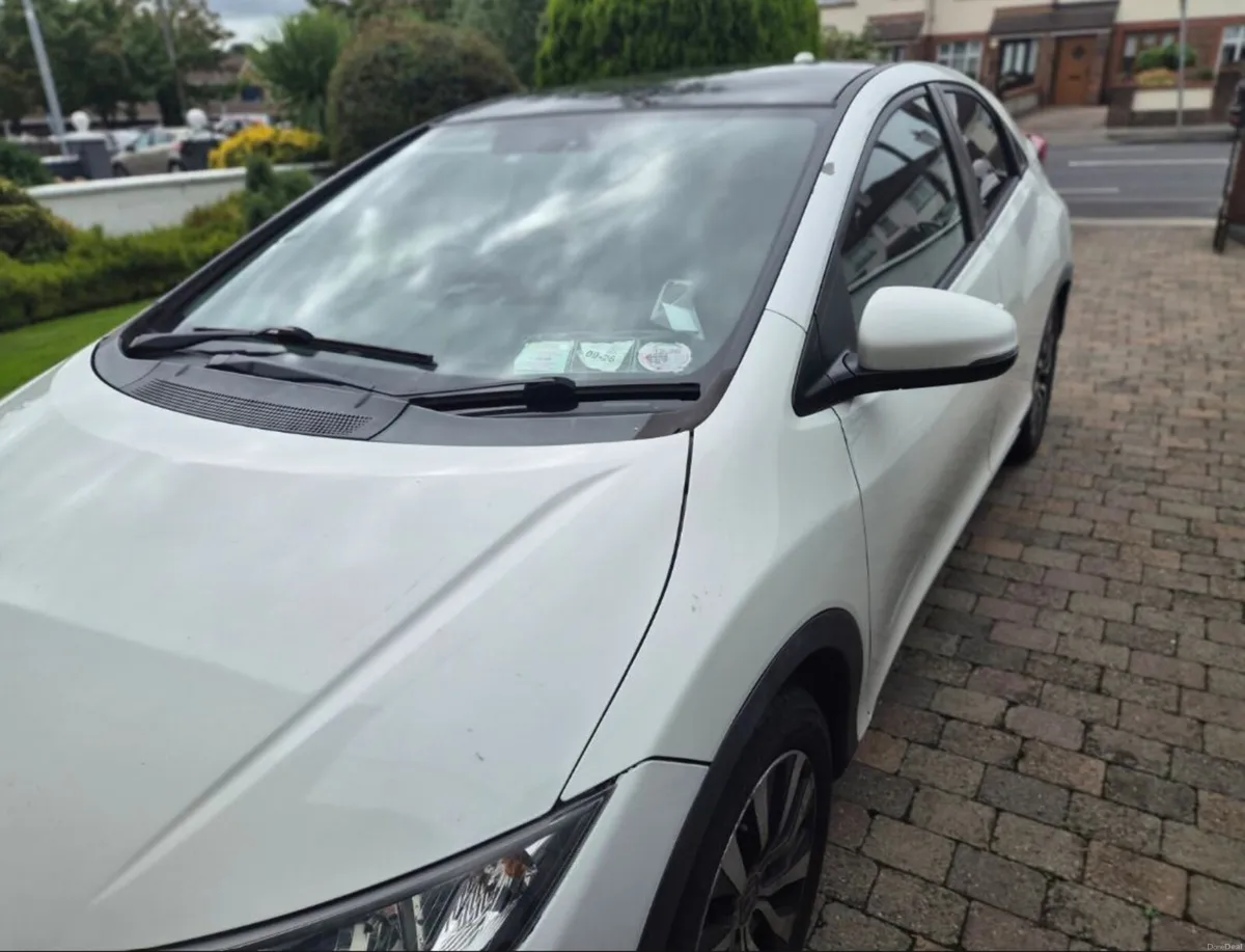 Honda Civic 2014 - Image 4