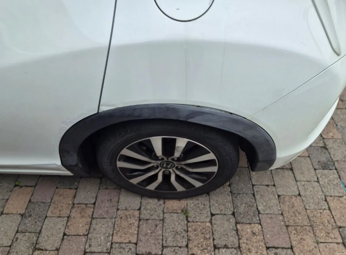 Honda Civic 2014 - Image 6
