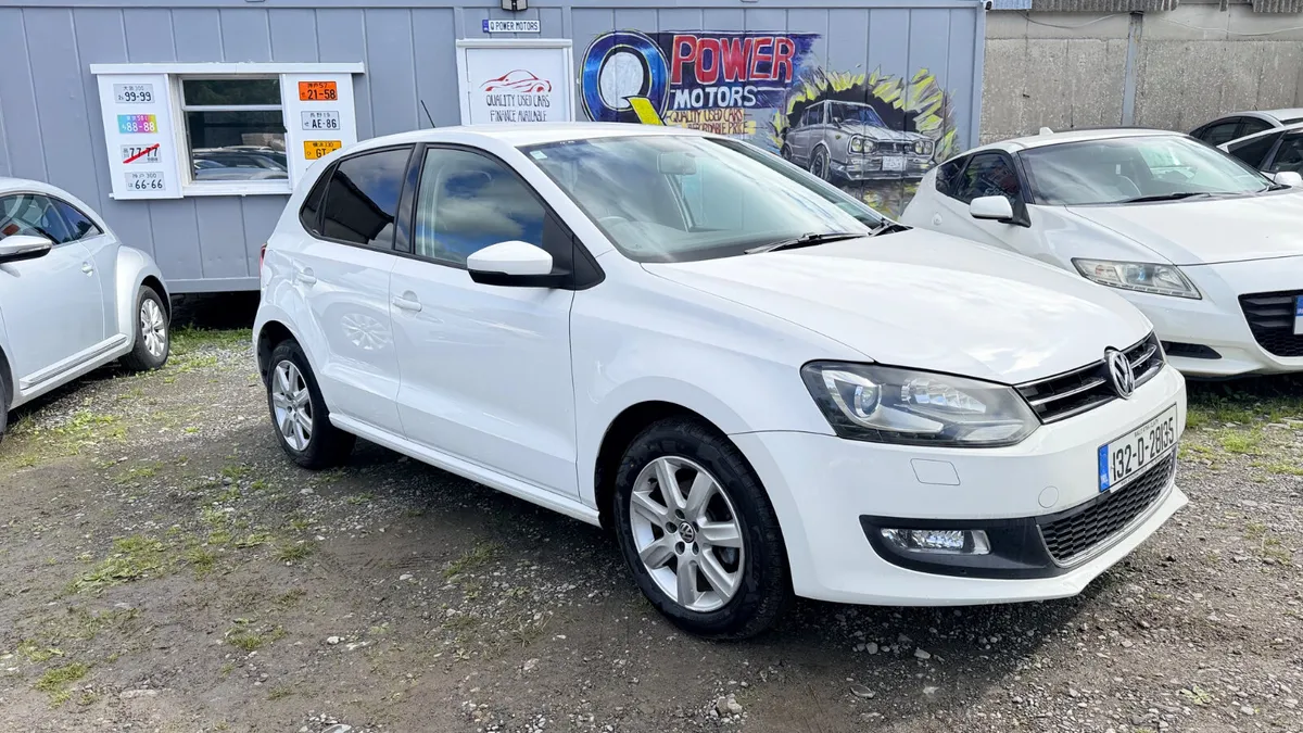 2013 Volkswagen Polo  High Spc - Image 5
