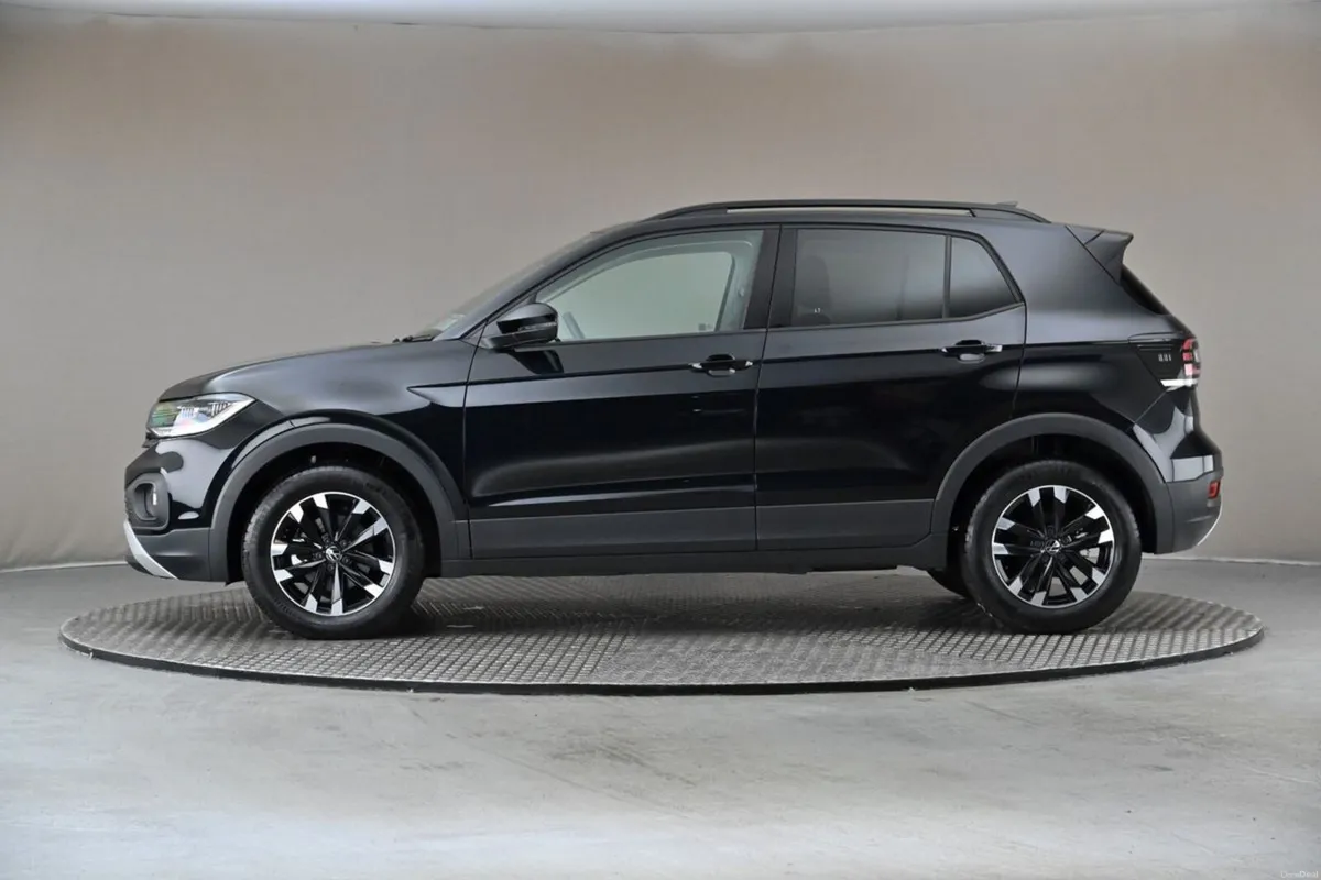 Volkswagen T-Cross 1.0 TSI DSG 95BHP LIFE **CARPLA - Image 5