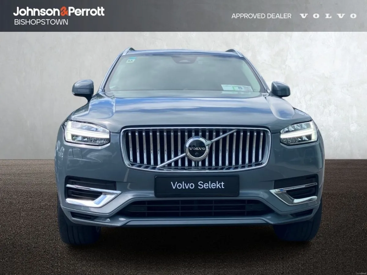 Volvo XC90 T8 455 bhp AWD PHEV Ultimate Bright - T - Image 4